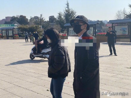 Star of congregation of Zhao Yingjun mourn over a person's death is sent off! The spot is filled up with " guitar " wreath, phonate of Xue Zhiqian cry bitterly