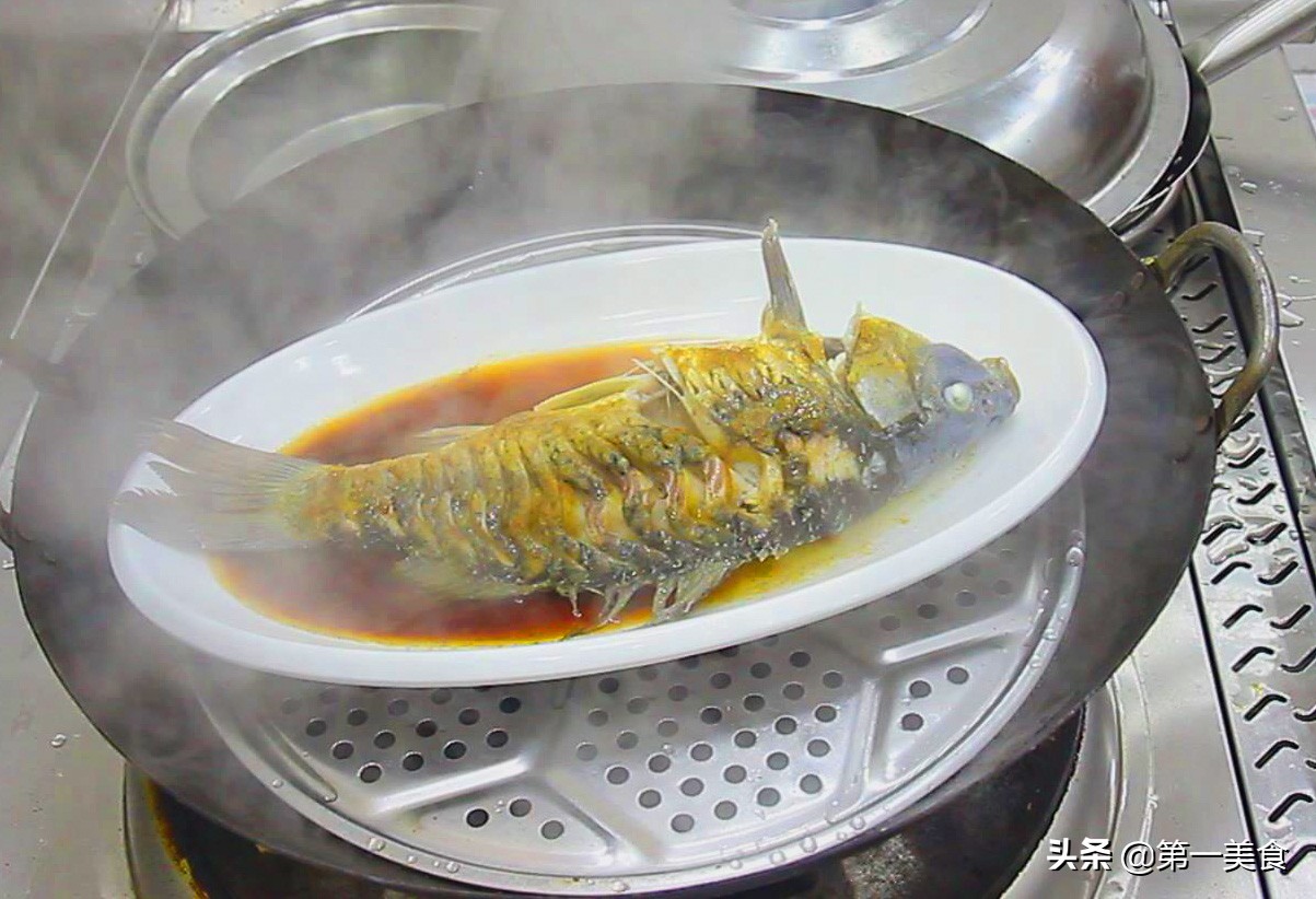 图片[15]-厨师长做的鸿福泼辣鱼 学会这一招 在家也能享受饭店的味道-起舞食谱网