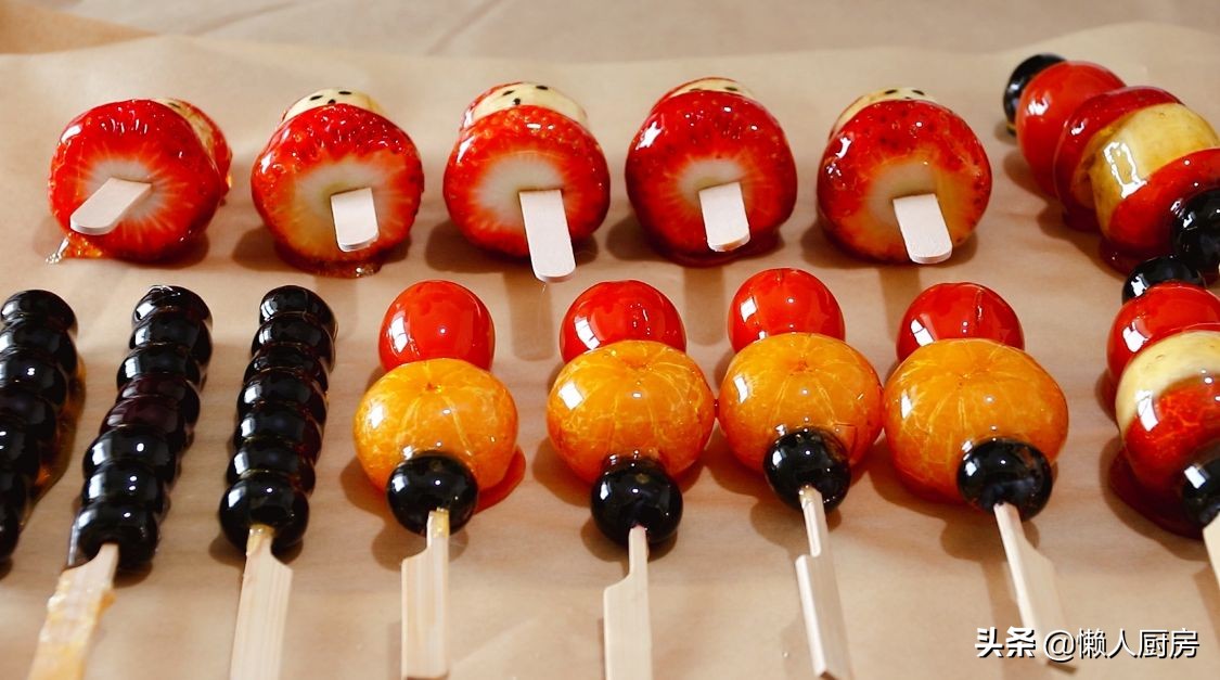 做糖葫蘆時，注意2點，做出來的糖葫蘆不黏牙，不粘手，不反沙