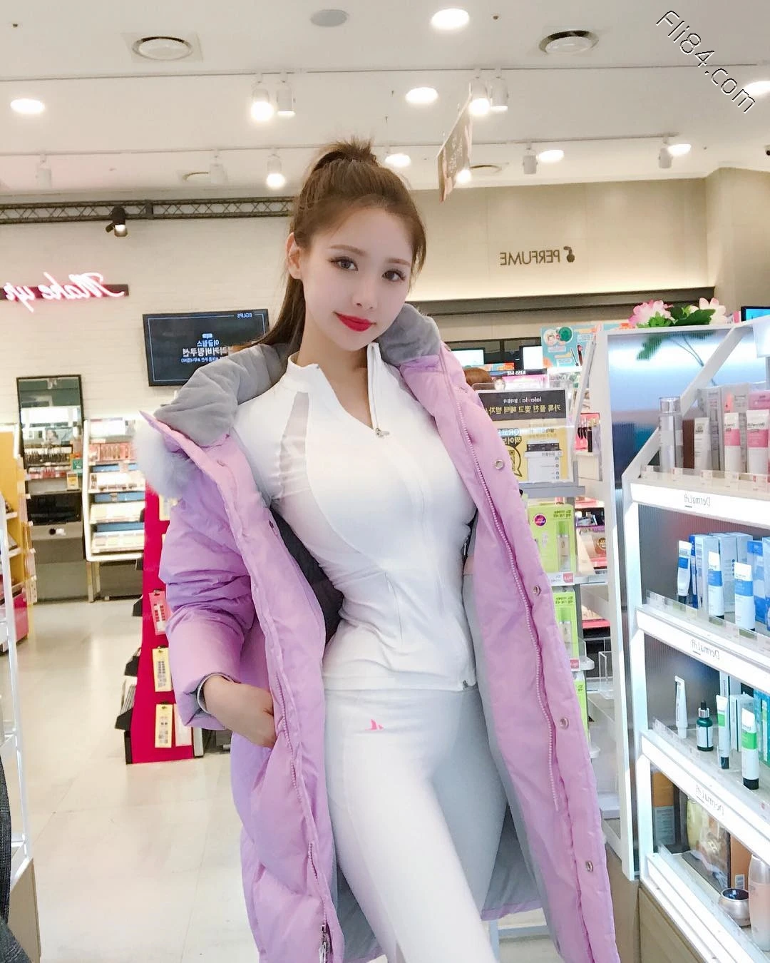 韩国巨乳妹子“mermaidvivi”身材太犯规,简直真人版芭比娃娃 妹子图 热图8 韩国巨乳妹子“mermaidvivi”身材太犯规,简直真人版芭比娃娃 妹子图 热图8