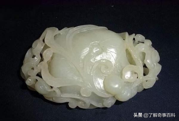 圆明园“孤品”现世，专家要求上交，姑娘霸气