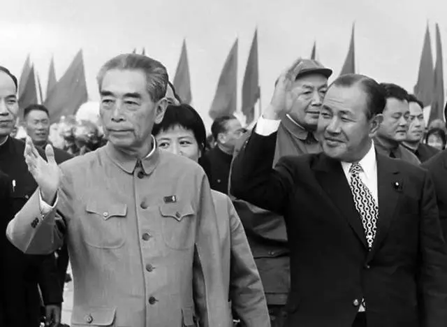 1972年，毛泽东为何不向日本索赔？看周恩来解释才知毛主席高明