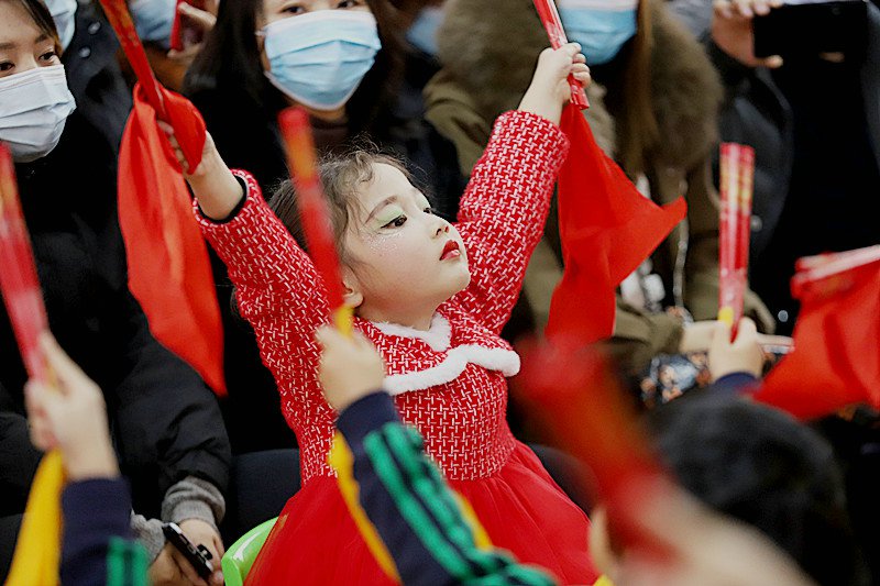 甘肃平凉:幼儿园里快乐迎新年
