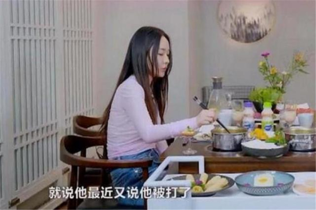嗯哼被同學欺負找媽媽哭訴，霍思燕的做法獲點贊：管教得真好
