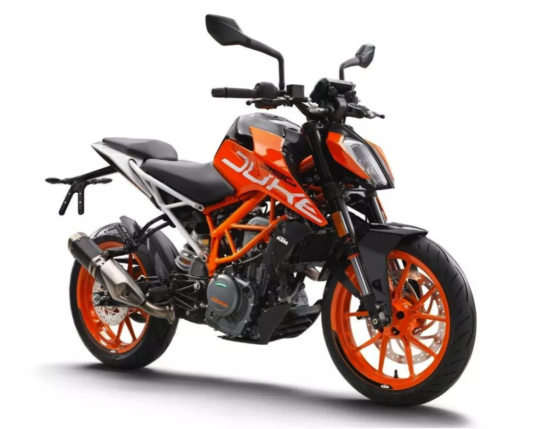 ��ý��ѡ��10������������ʿ��ӭ��Ħ�г�������300cc���ϵ�