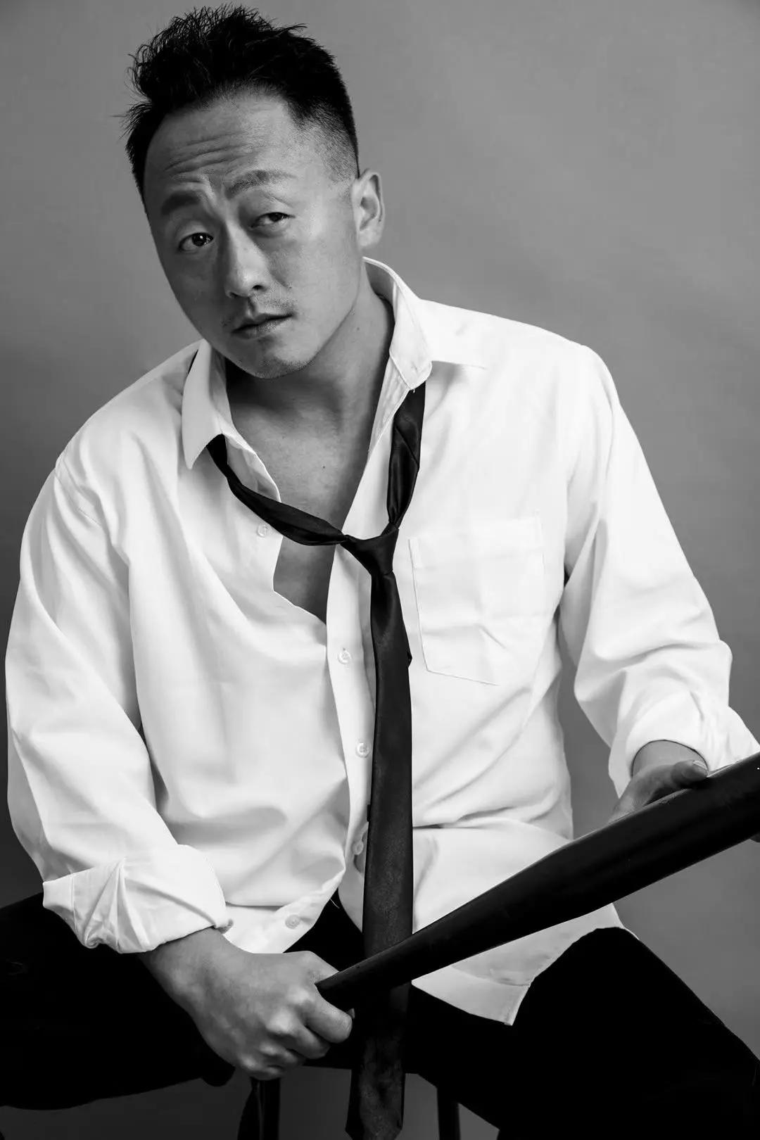 揭秘横店群演：追梦20年当不了明星，跑外卖让我一夜爆红