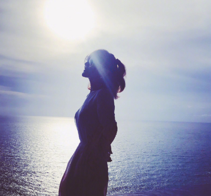 一想到她和胡歌，始终意难平