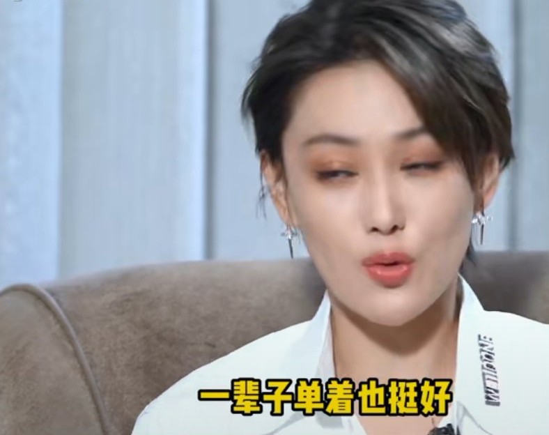 张馨予再谈何捷，深情告白，称自己一度不信爱