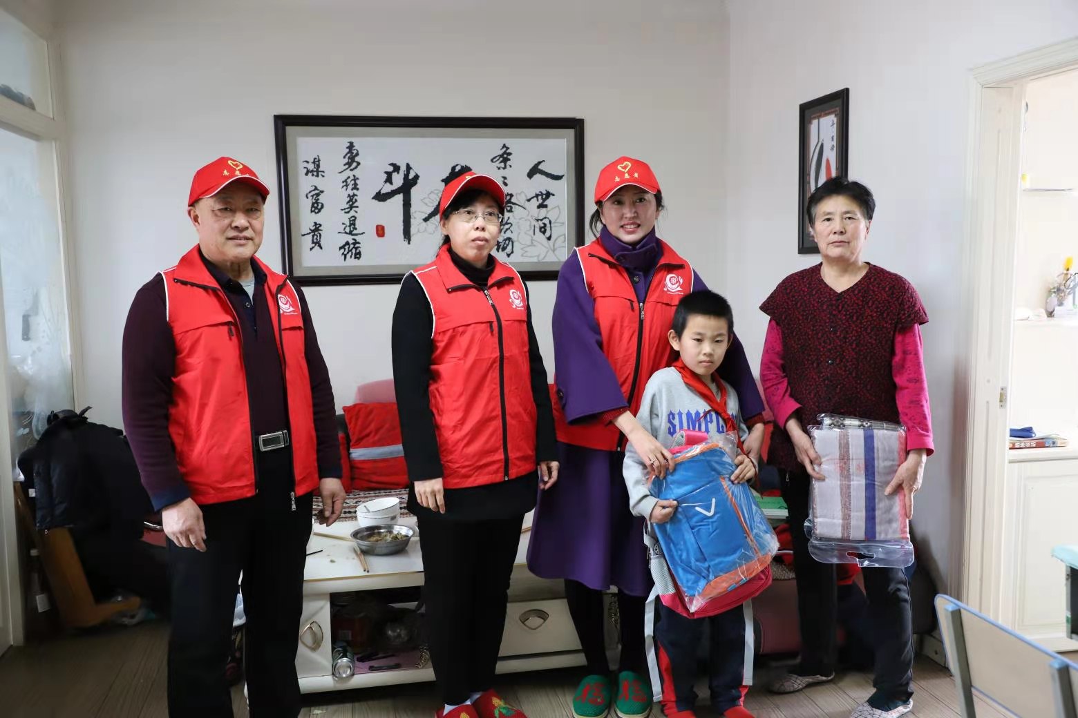 撫松縣東崗鎮 傳承雷鋒精神 踐行志愿服務