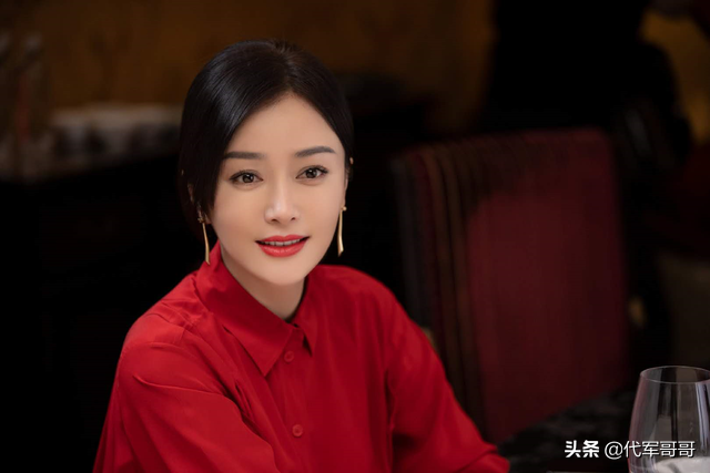 《怪你过分美丽》中的美女，晨阳第八，郭晓婷