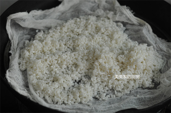 天热孩子不吃饭，多做包饭给他吃，一包一煎，低脂高蛋白，开胃
