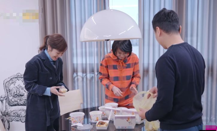 侯佩岑与周杰伦无联络，直言不让前任留蛛丝马