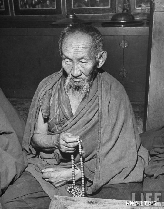 1947年7月青海塔尔寺 9岁的十世班禅及寺内实拍照片集
