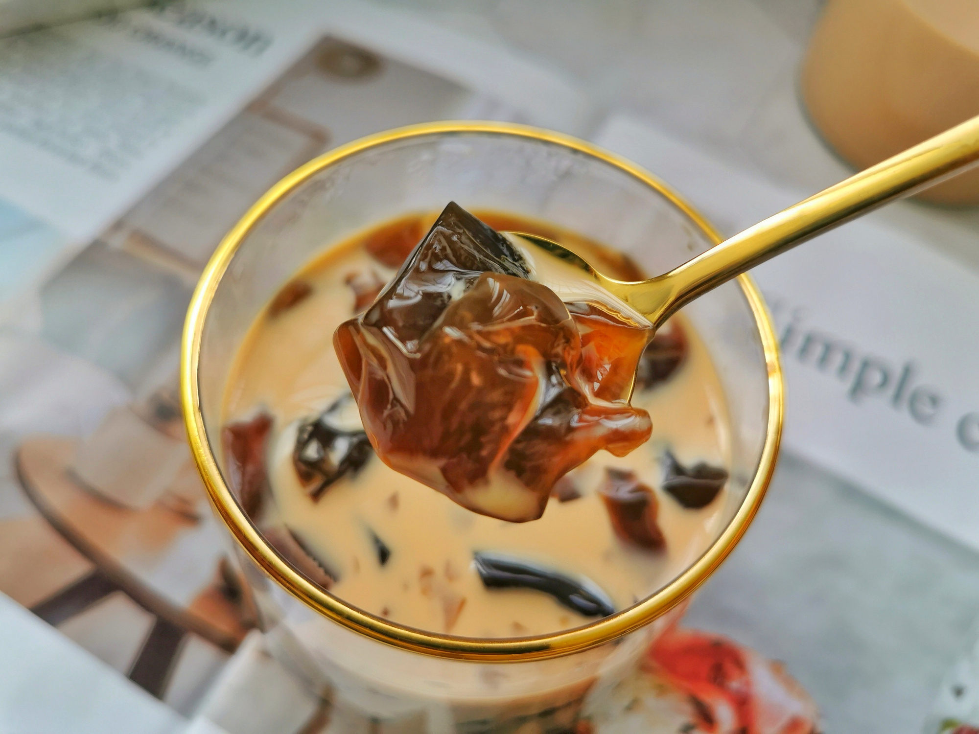 一點點同款咖啡凍奶茶，香濃爽滑，自己做乾淨衛生零添加，省錢了