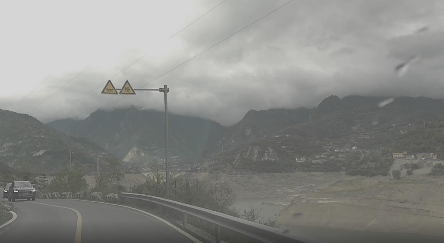 自驾翻越夹金山：路书账本详细攻略及注意事项