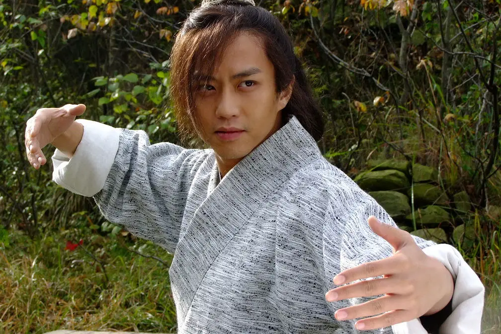 12位演“张无忌”的男星,谁颜值撑起了人设,谁在油腻耍帅