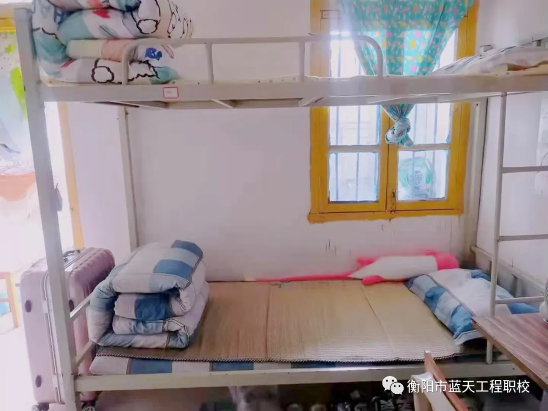 衡阳市蓝天工程学校开展2019级学生团队凝聚力课程