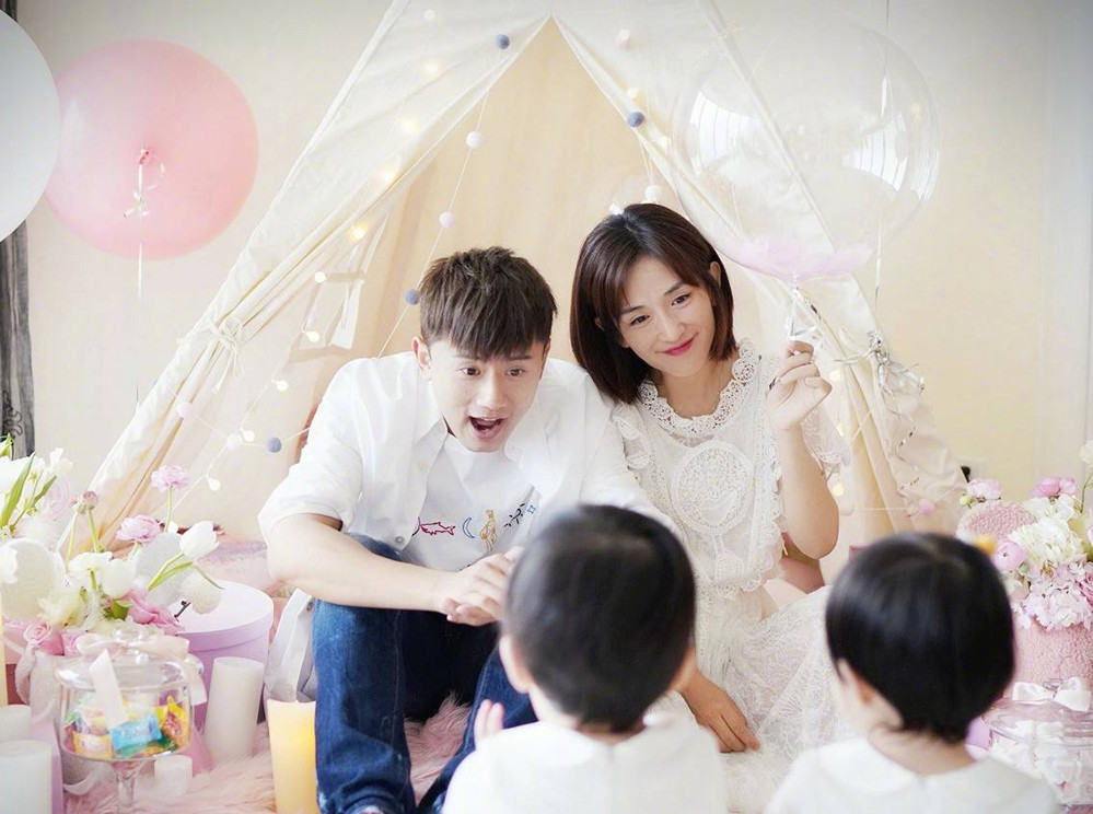 39岁谢娜宣布二胎喜讯，张杰感谢妻子的付出，开