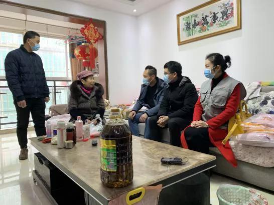贊 | 慈善機(jī)構(gòu)聯(lián)合川越培訓(xùn)學(xué)校、博行開(kāi)展捐資助學(xué)活動(dòng)