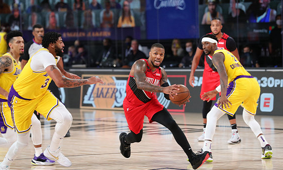 23分大勝！沃格爾點出獲勝關鍵，詹姆斯開心躺贏盛讚一眉哥和Pope！-黑特籃球-NBA新聞影音圖片分享社區