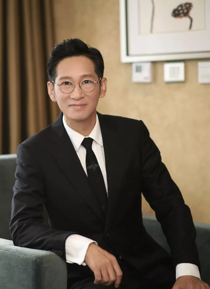 张志坚张桐曾黎领衔主演话剧人间正道是沧桑上海站卡司发布