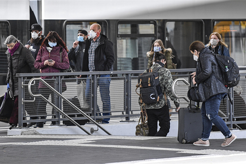 歐洲疫情反彈，默克爾�急哭了�，馬克龍感染了