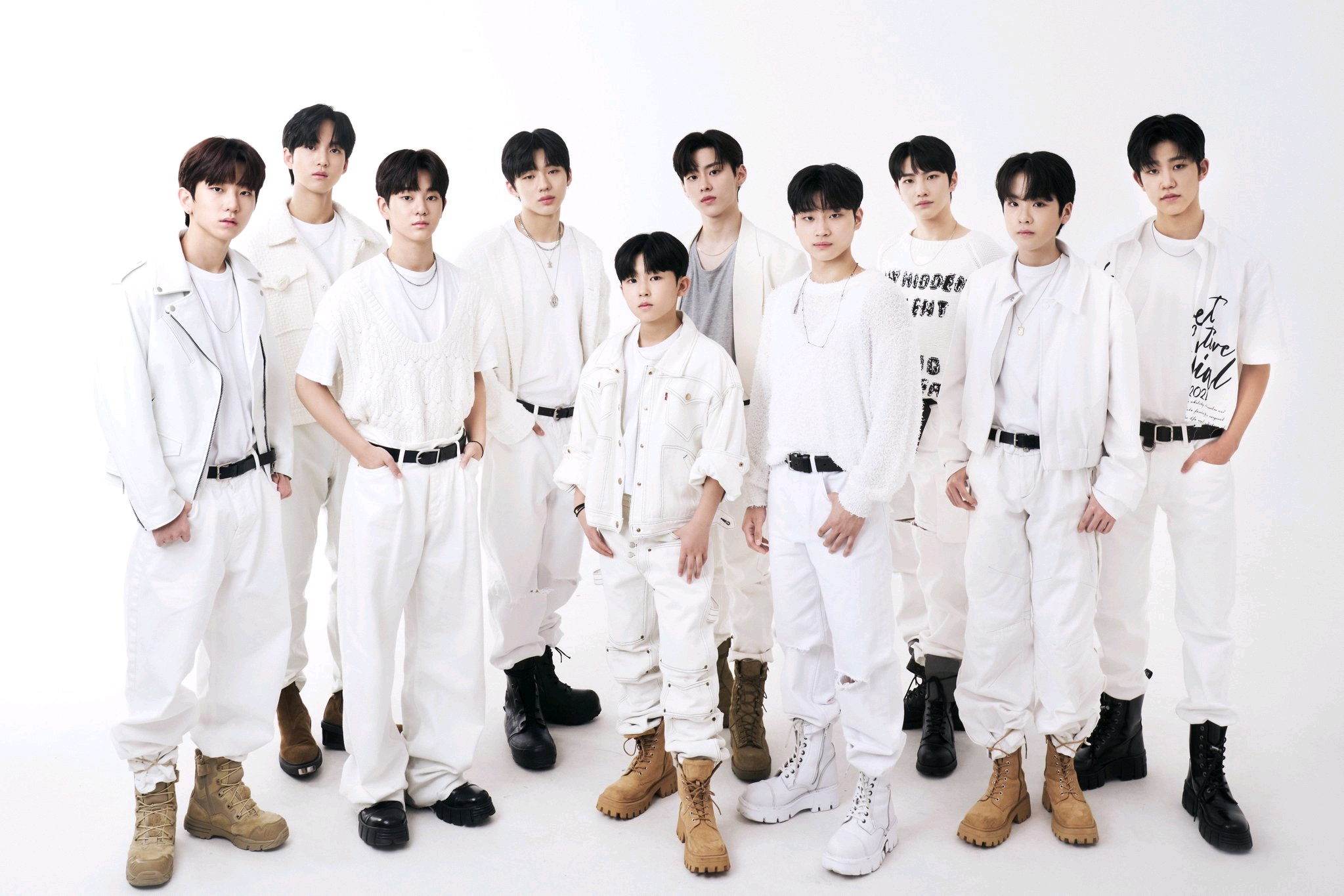 JYP和鳥叔合體選秀《LOUD》新男團簡歷照首公開，誰能成功出道