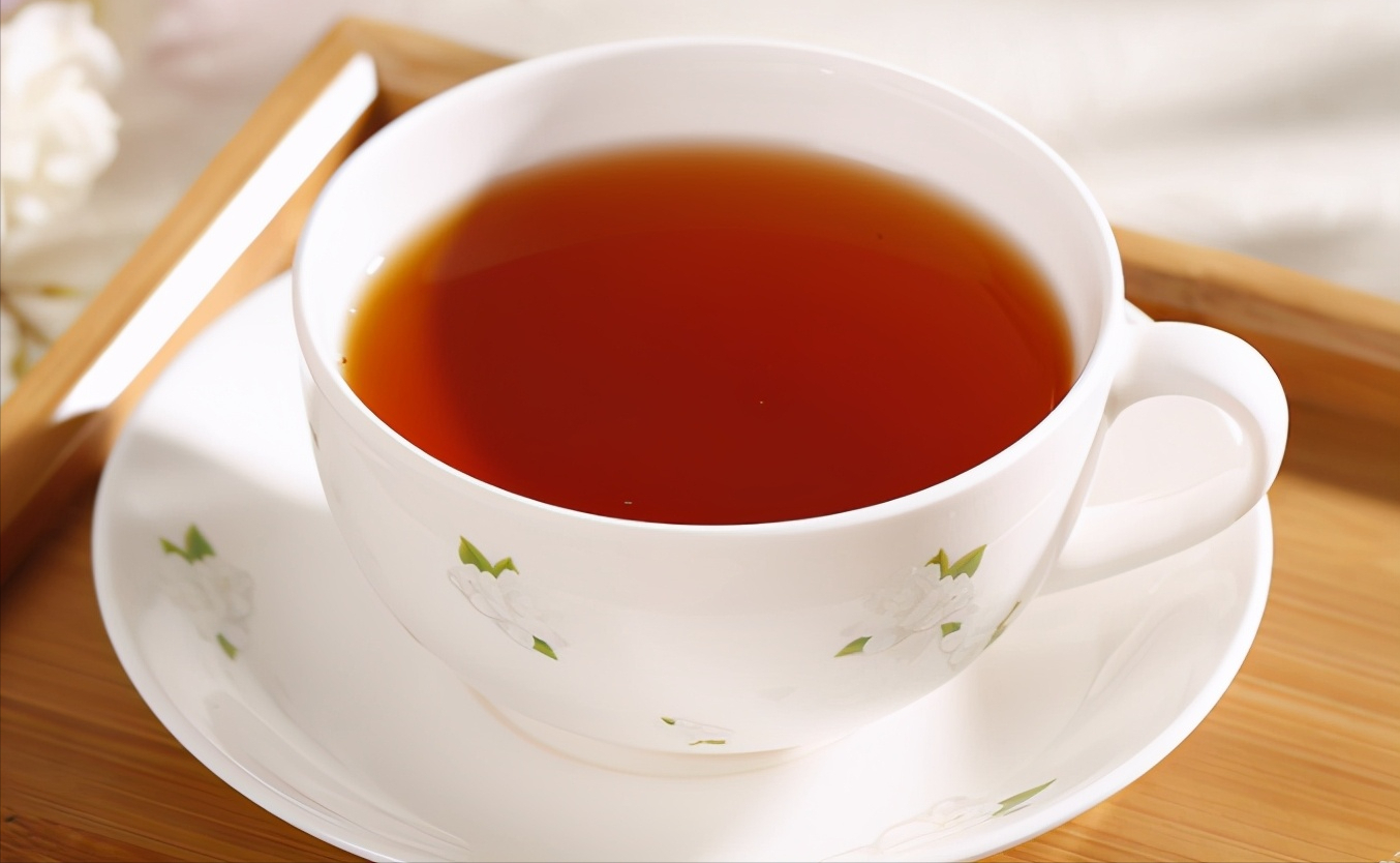 喝茶是休閒專屬？ 不，消化科醫生說還能養胃，喝這6樣茶