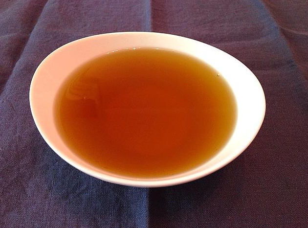 No need to go out and buy pepper oil, teach you how to make it at home, it is fragrant and hemp, pure taste