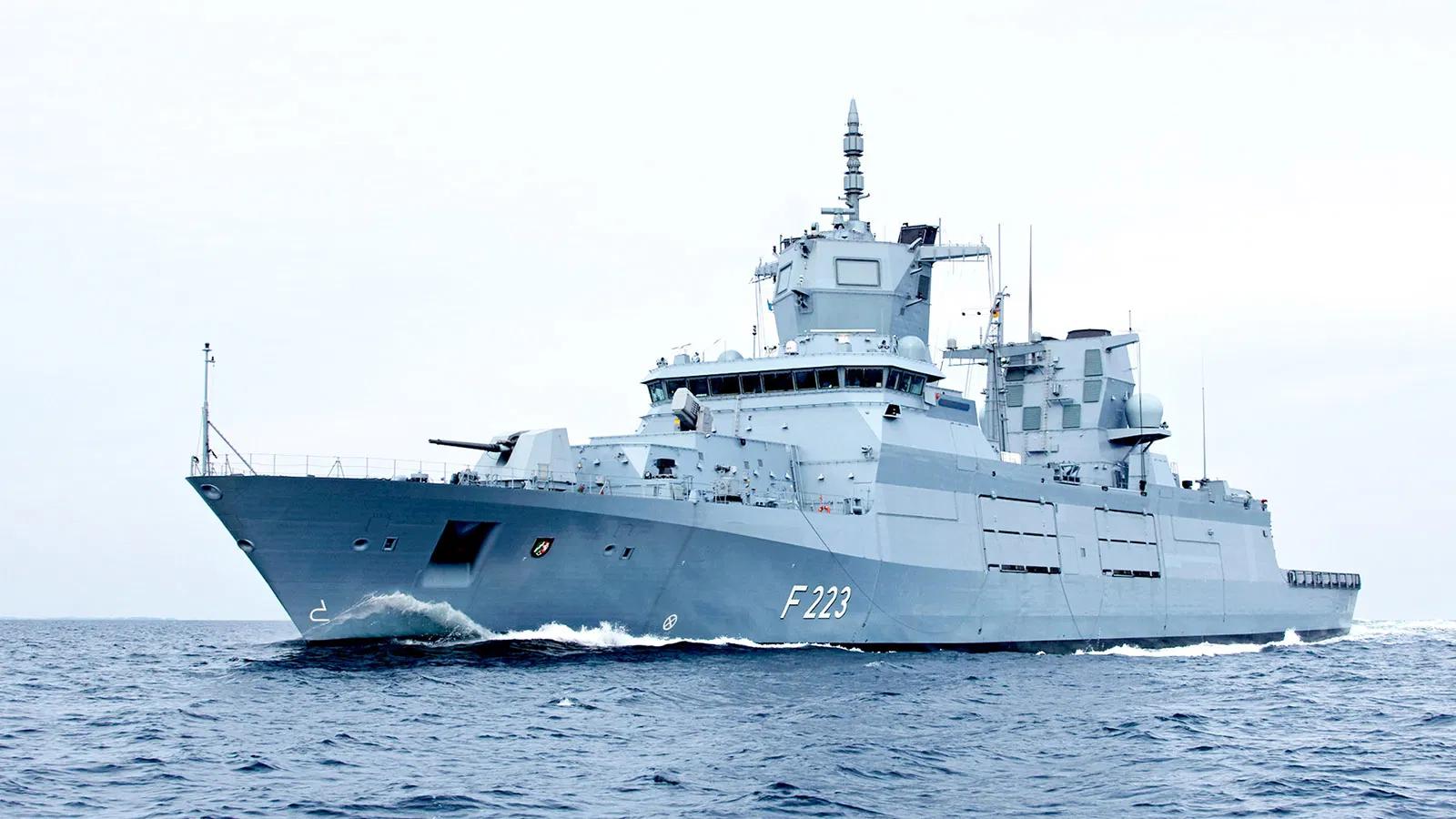 德国露出尖锐獠牙，紧跟英法亚太部署军舰，剑指中国甘当出头鸟