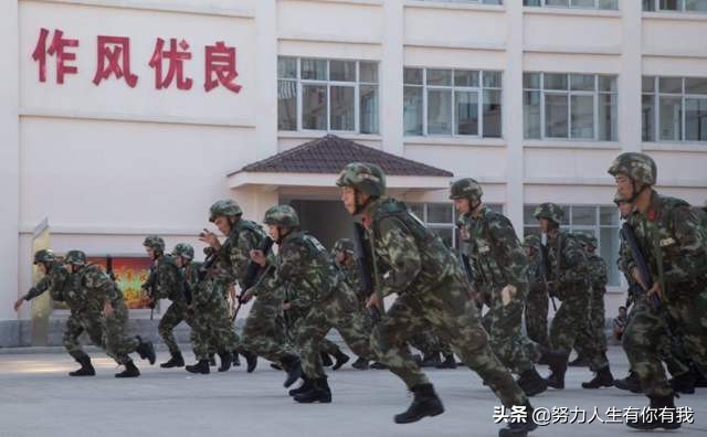 《利刃破冰》：张子健2019再度来袭，铮铮铁骨再现新时代燕双鹰