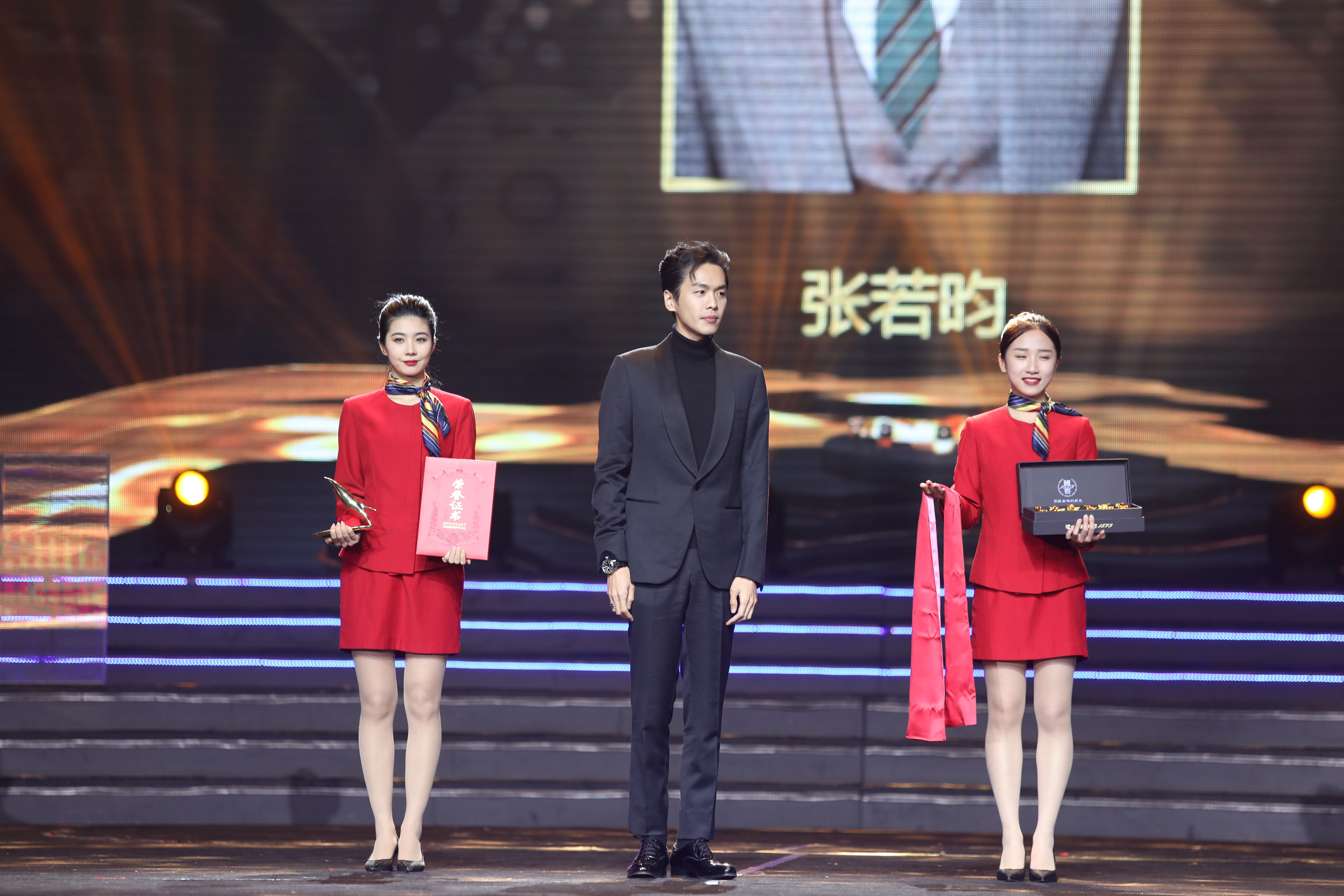 第七届中国电视好演员推选系列活动在成都举行