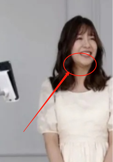 张子萱二胎后生图流出，被吐槽P图过度，身材臃