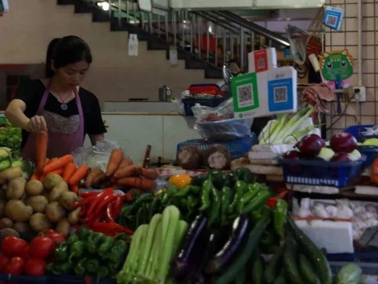 100万台ATM机正在消失！幕后推手竟是菜市场大妈