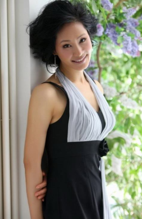 她是著名歌曲家，丈夫婚内出轨遭背叛，二婚嫁