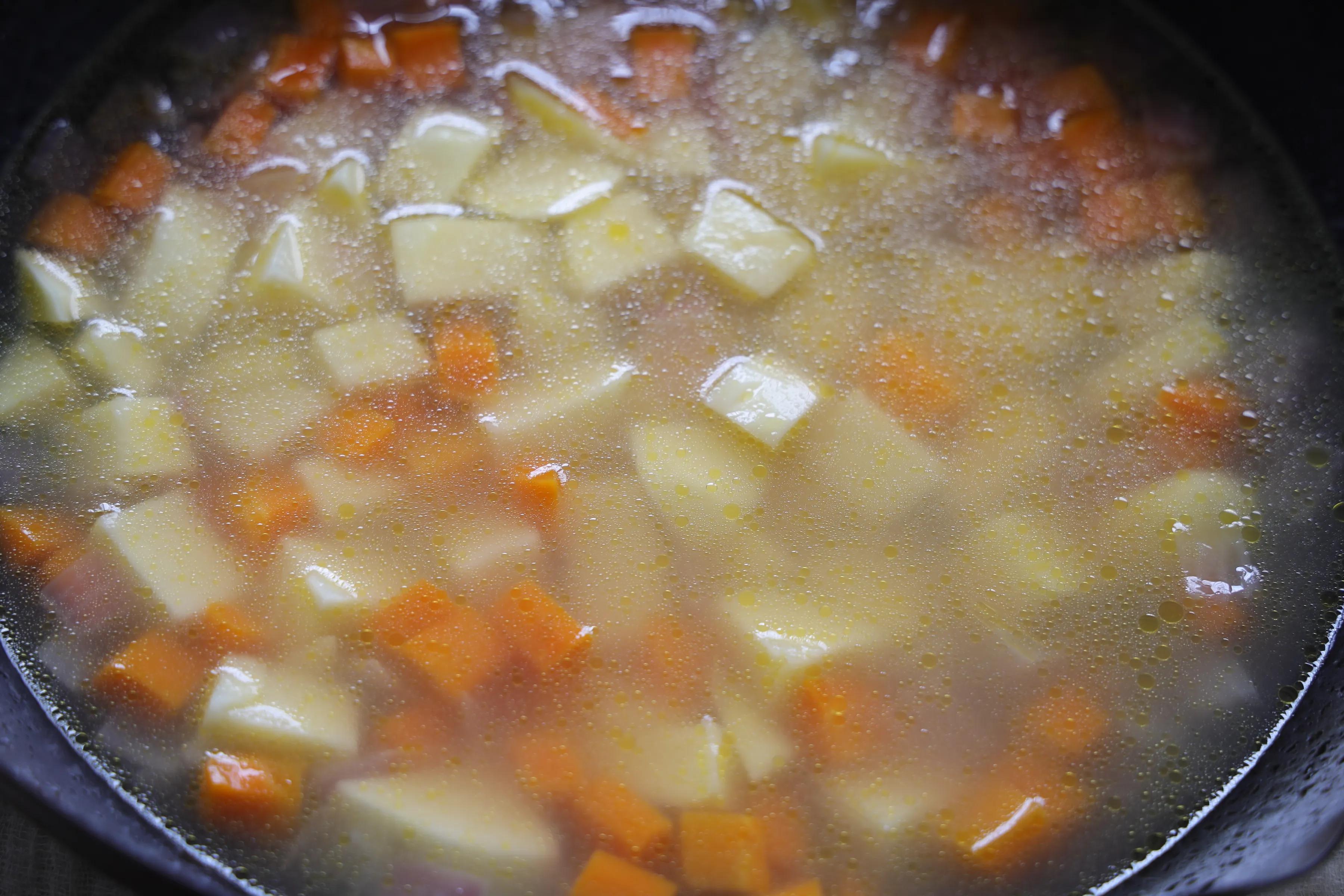 秋天，一定要试试鸡腿土豆咖喱饭，简单0难度，简直太下饭了