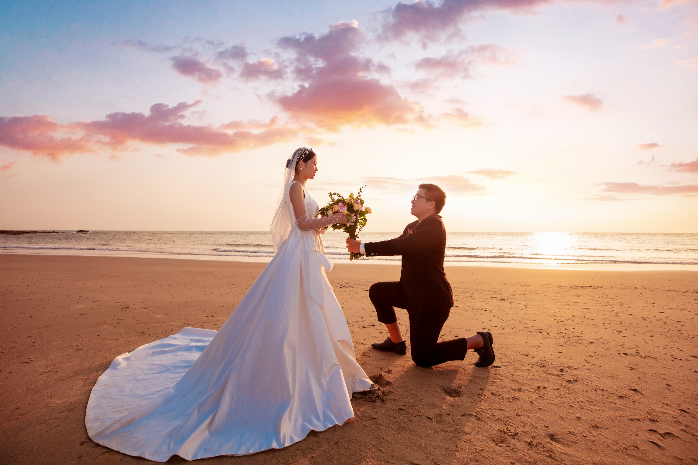 Dusk and you are worth collect carefully - division force is patted on the west