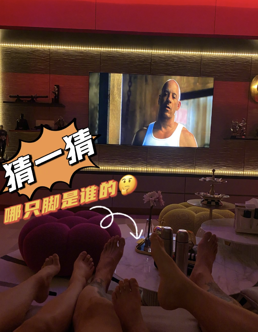 吴尊晒自拍秀肌肉，意外曝光新豪宅内景，健身房星空影院配置超全