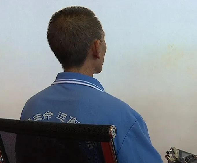 卡姆带头吸毒，李诞公司成“毒窝”，池子退群