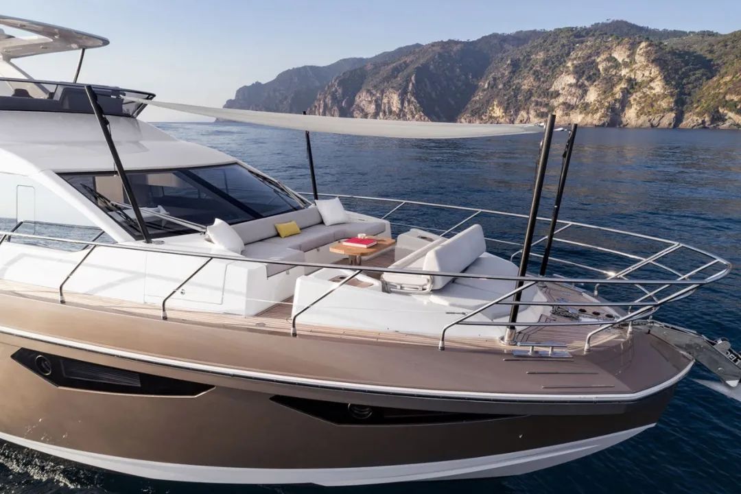 意大利「阿茲慕Azimut 60Fly」讓美妙夢境成為現實