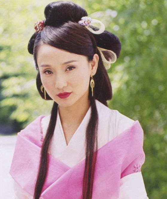 孔琳年轻时有多漂亮?老公是谁?