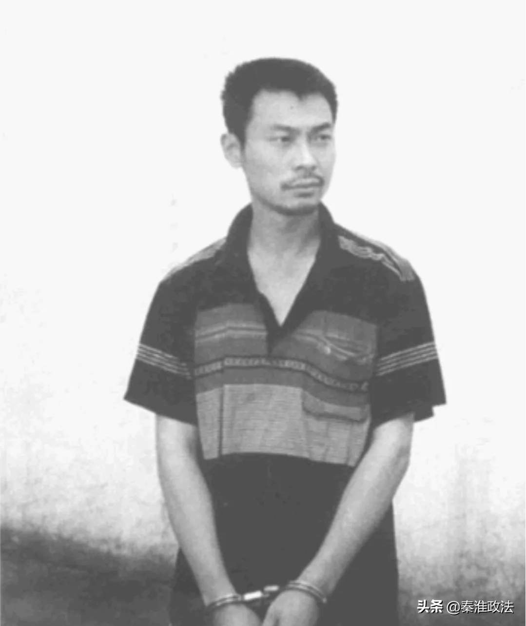 利剑除魔──成都警方侦破特大抢劫、杀人团伙案纪实