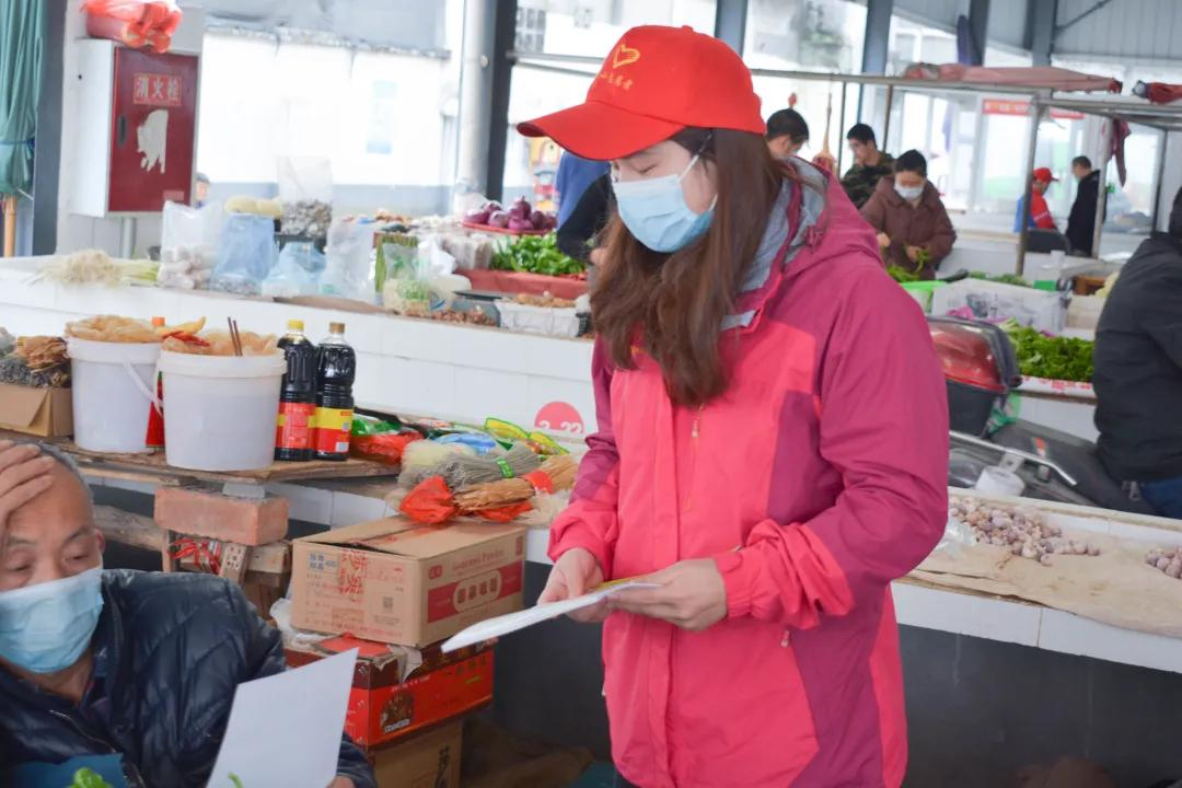 成都市双流区金桥小学开展学雷锋志愿服务活动