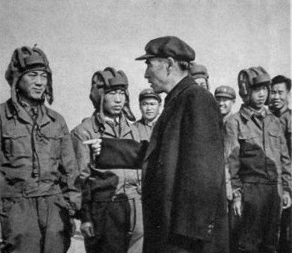 抗美援朝点将，毛泽东最青睐粟裕和林彪，为何