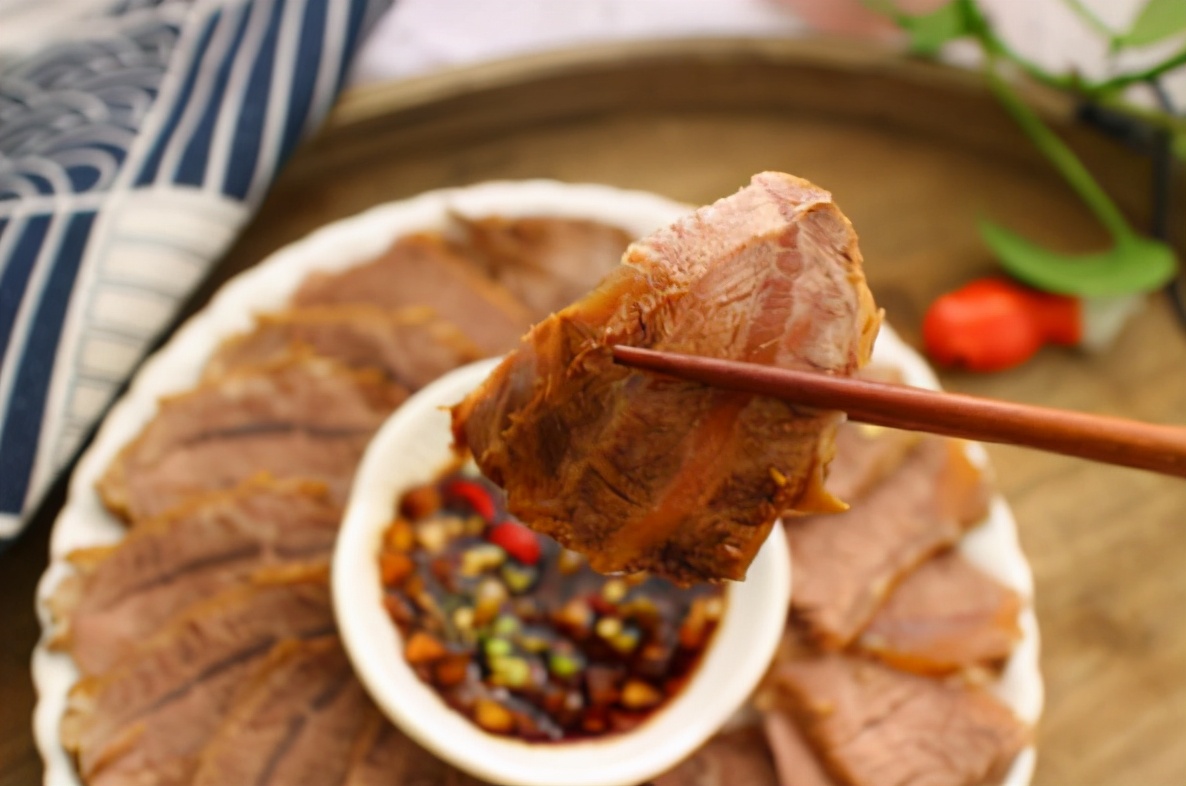 圖片[3]-做醬牛肉 只需4種調料 牢記關鍵3步 牛肉醬香紅潤 酥爛不塞牙-起舞食譜網