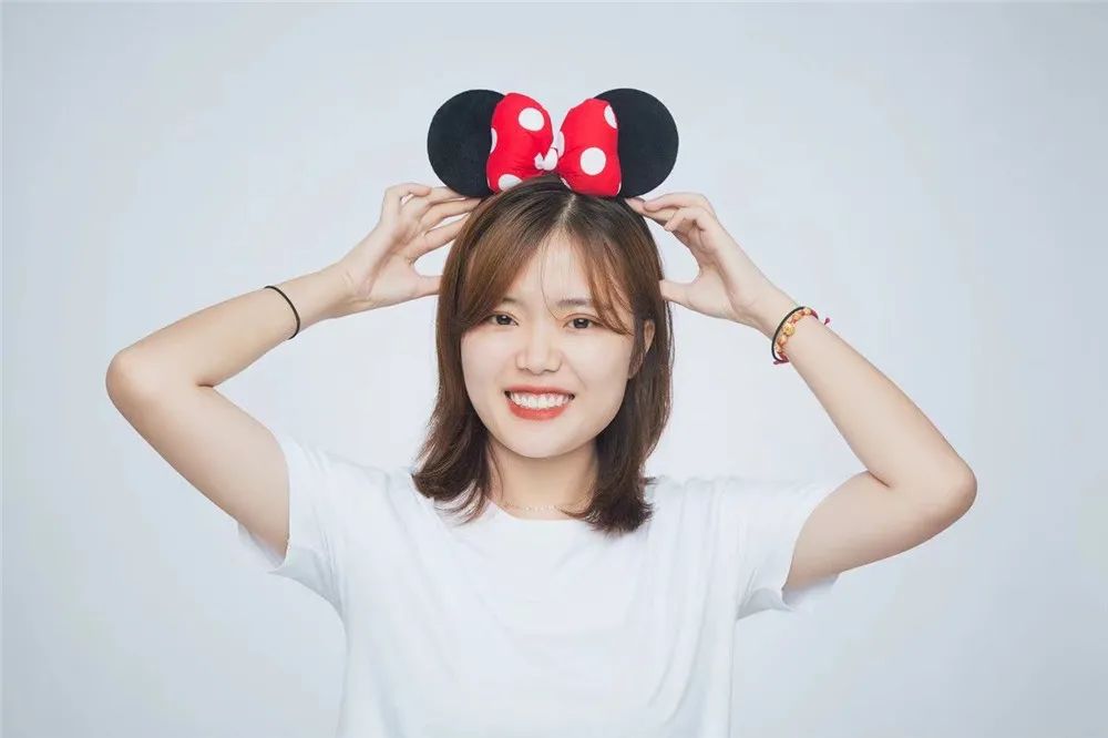 女兵入伍前后变化太大！网友：不一样的美，限