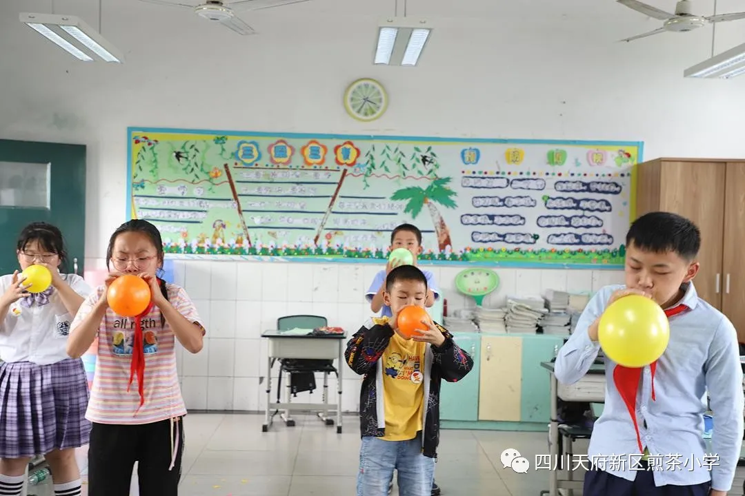 绚烂童年梦 红歌感党恩——四川天府新区煎茶小学儿童节系列活动