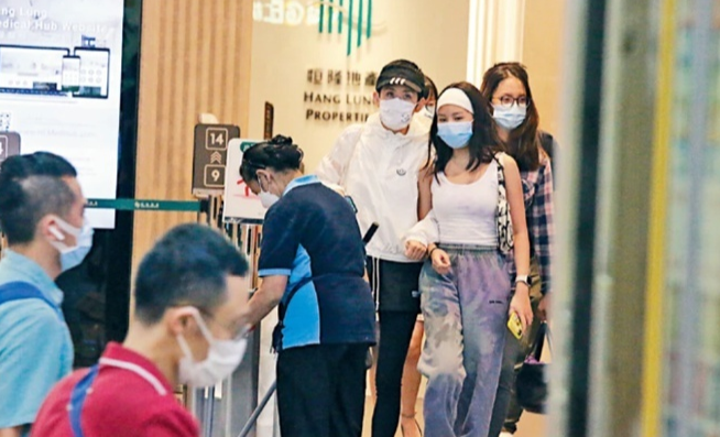 有一種“逆襲”叫陳是知，可鹽可甜氣質佳，網友喊話吳君如：岳母