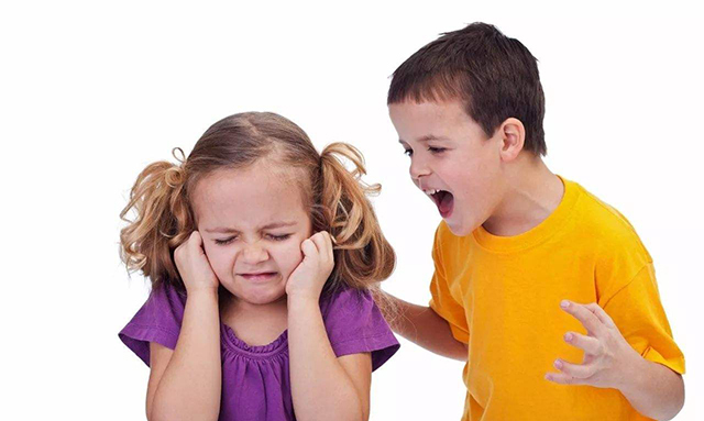 孩子“沒家教”的四點表現,別人不明說,但家長別不以為然