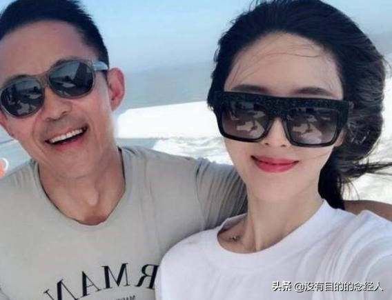 10年龙套熬成影帝，却出轨逼疯发妻娶！后面几任妻子越来越年轻